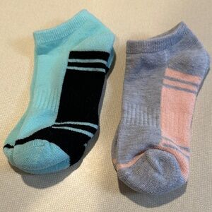 2 pair compression socks   Unknown brand
